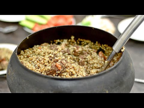 Видео: Гречка с Мясом в чугунке! Солдатская каша! В Русской Печке!