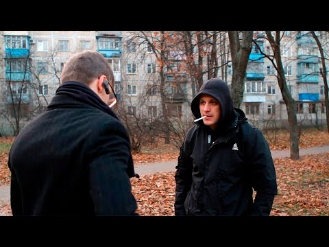 Видео: Самый частый удар на улице и защита от него - Самбо для пацанов