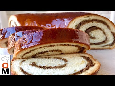 Видео: Рулет с Черносливом и Орехами в Медовой Корочке | Ольга Матвей
