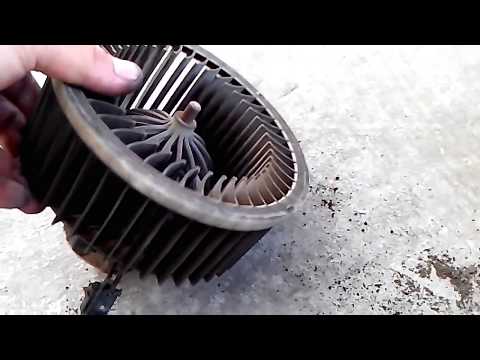 Видео: SKODA FABIA 2 КАК СНЯТЬ ВЕНТИЛЯТОР ОТОПИТЕЛЯ
