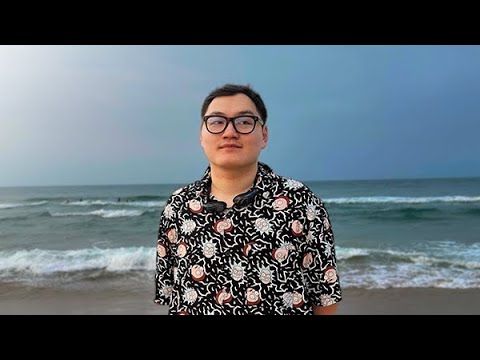 Видео: Анх удаа далайд сэлж үзэв
