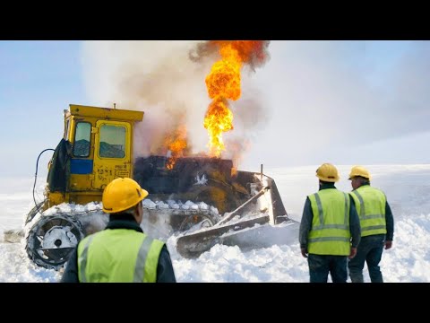 Видео: Самые Нелепые Ошибки Рабочих, Снятые на Камеру