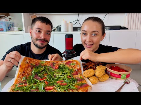 Видео: MUKBANG | Пицца с бризолой и голубым сыром, Обзор корейской косметики и уход за кожей