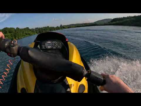Видео: Озеро аэропорт 25 год ямаха gp1300r