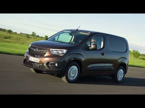 Видео: Полный обзор автомобиля Opel Combo E