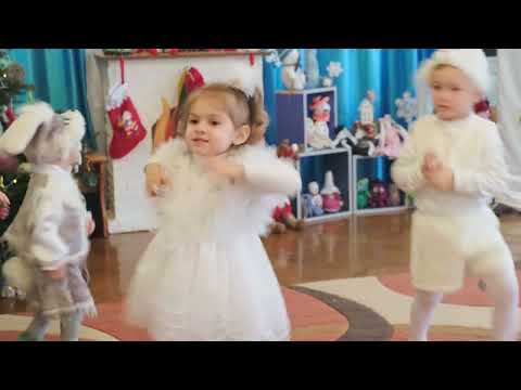 Видео: Вінниця, садок №71 - Свято зими