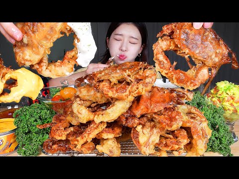 Видео: ASMR MUKBANG | Хрустящие и хрустящие ☆ Жареные крабы с мягким панцирем 🦀 Гуакамоле, Соус Тартар