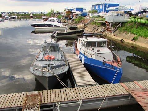 Видео: Катер "Бычок", яхт-клуб "Балтиец". Спуск на воду 2021