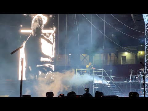 Видео: Диана Арбенина. Любовь. 07.06.2025. Москва, Лукойл Арена (Спартак). 5 ч.