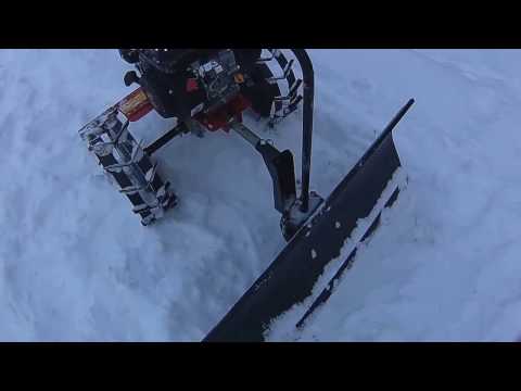 Видео: Отвал для МКМ-3 Пахарь (Lander)