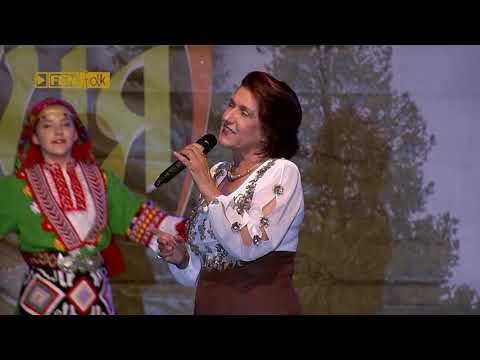 Видео: ГУНА ИВАНОВА - Дафино моме (live) / GUNA IVANOVA - Dafino mome