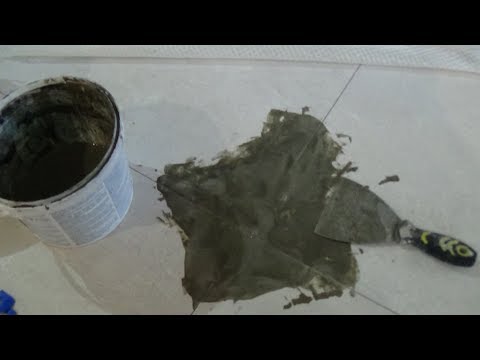 Видео: Убираем клоцанье в кафеле, ремонт