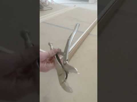 Видео: сборка дверной коробки