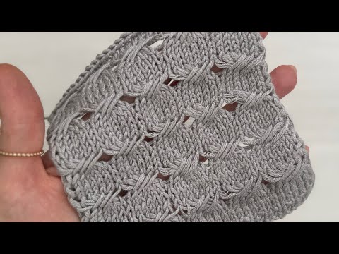 Видео: Эффектный узор спицами. Имитация кос спицами. Простой узор спицами. 