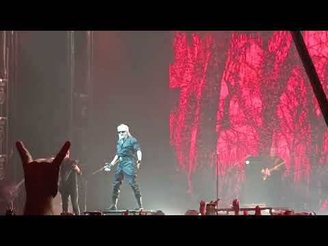 Видео: Алиса Звезда по имени Рок