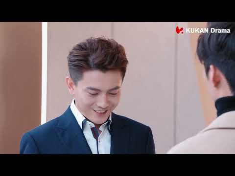 Видео: Друзья играют для них в ведомых! Сможет ли красавец-босс и милая дама снова собраться вместе?