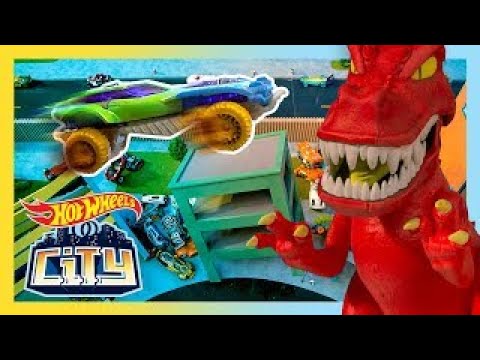 Видео: ПОМОГИТЕ СПАСТИ ГОРОД ХОТ ВИЛЗ СИТИ ОТ ДИНОЗАВРОВ! | Hot Wheels City | @HotWheelsRussia  3+