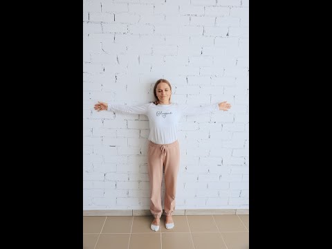 Видео: Короткий Фельденкрайз-урок. Позвоночник между лопатками