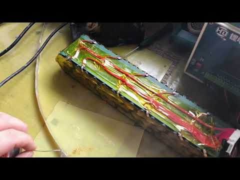 Видео: Аккумулятор KUGOO M2 36 вольт 10ач