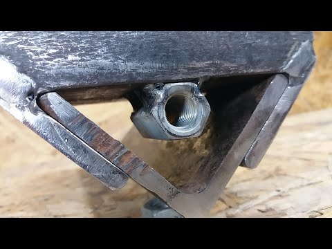 Видео: АНАЛАГАФ в мире НЕТ этой модели тисков из куска уголка//Amazing Vice