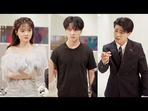 Видео: Богатые деньги помогают бедному мальчику учить бывшую девушку