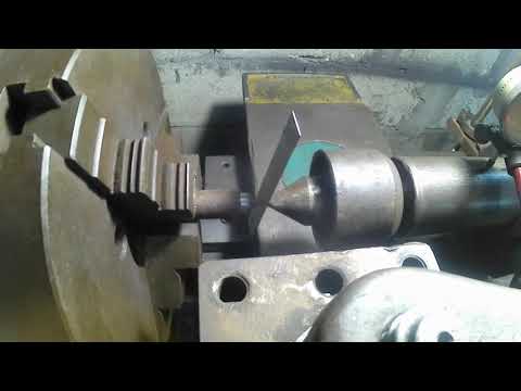 Видео: пародия  на  заднюю бабку токарного самодельного станка, часть 20
