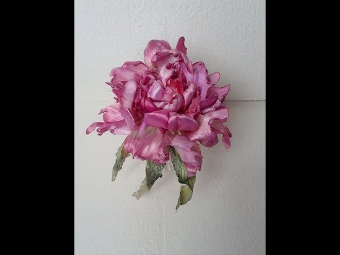 Видео: Пион.Ленты. Окраска.Гофрировка утюгом.Peony. Ribbons. Coloring. Drying with soldering iron.
