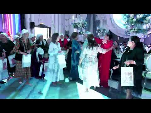 Видео: Ясин  & Айым 17.10.2025