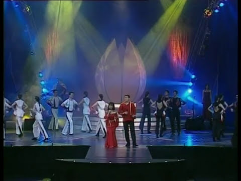 Видео: Севдалина и Валентин Спасови - Македонска Китка