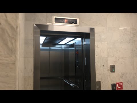 Видео: 3 Лифта Shanghai Mitsubishi Elenessa 2020 г. @ Ж/Д станция Марьина Роща (МЦД-2)