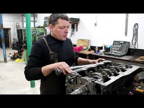 Видео: Переборка двигателя TF. На примере Mazda Titan. Один из методов подбора поршневых колец.