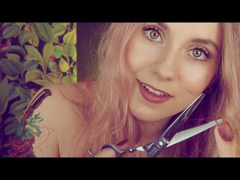 Видео: АСМР Стрижка ✂️ Лучшая подруга позаботится о Твоих волосах ✂️ ASMR Haircut for my Best friend