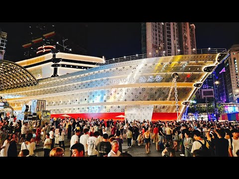 Видео: Китай сходит с ума! Лучший роскошный корабль LV в центре Шанхая!