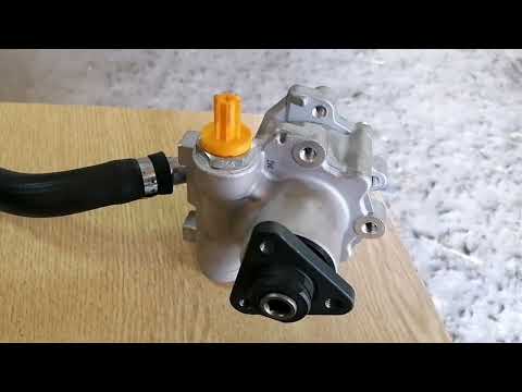 Видео: BMW X1 замена насоса гур
