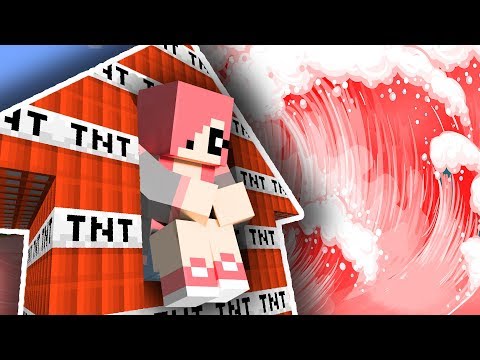 Видео: ДОМ ИЗ ДИНАМИТА ПРОТИВ ЦУНАМИ ИЗ ЛАВЫ В МАЙНКРАФТ