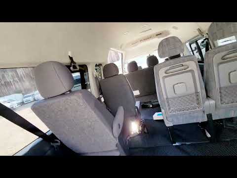 Видео: Toyota hiace 2016 год 2.7 бензин 4 вд 9 мест категория б