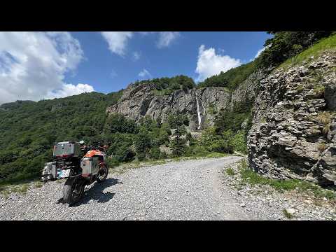 Видео: Русалийски проход - водопад Кадемлийско пръскало и теглото на двата слона! #bmw1300gs & #ktm1290sar