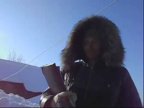 Видео: Как красиво ОТШИЛА приставов !!!