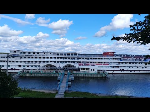 Видео: Речной круиз на теплоходе Михаил Фрунзе Нижний Новгород - Ульяновск - Нижний Новгород 