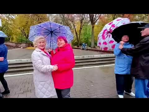 Видео: ЛУЧШАЯ ЖЕНЩИНА... ТАНЦЫ 💃🕺💃🕺💃 ГОМЕЛЬ ♥️
