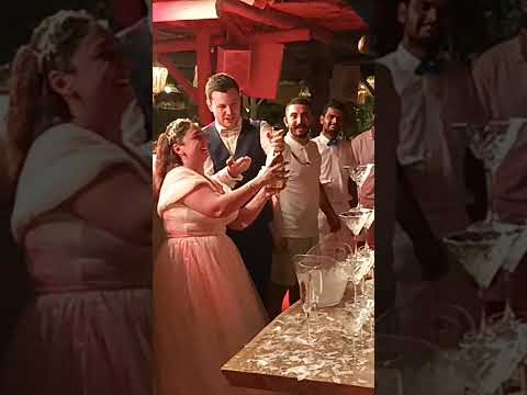 Видео: Свадебный торт в ОАЭ