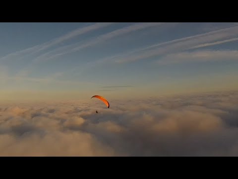Видео: Полёты над облаками