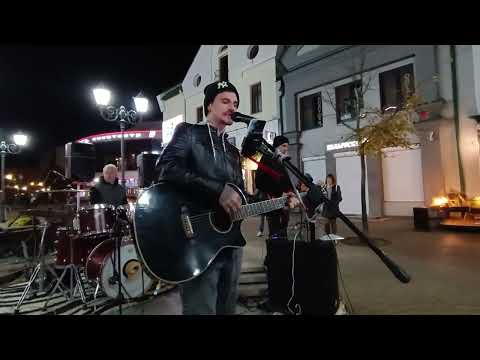 Видео: 16.10.2024 Brest Belarus...  Уличные музыканты/Street musicians... Walks with Victoria