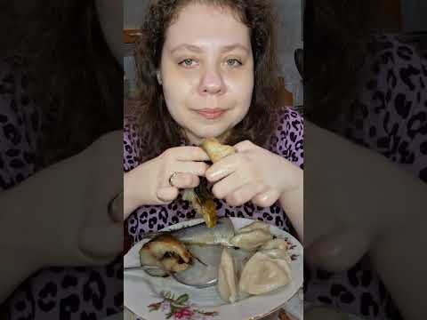 Видео: Мукбанг Скумбрия, Селедка, Вареники с картошкой