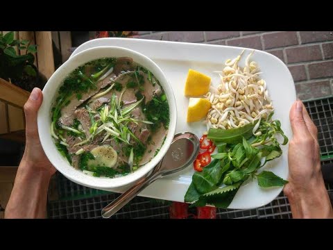 Видео: Нячанг. Настоящие вьетнамские супы, Фо Бо и другие 🍜🤌очень вкусно 😋 