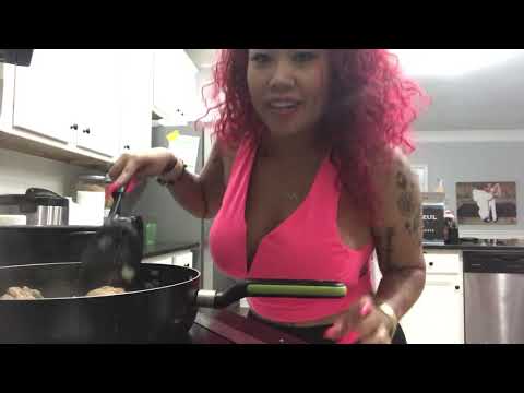 Видео: Как приготовить курицу с креветками и брокколи Lovelymimi