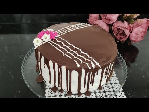 Видео: Рецепт свежего пирога, который делает камни для готового блюда на противне