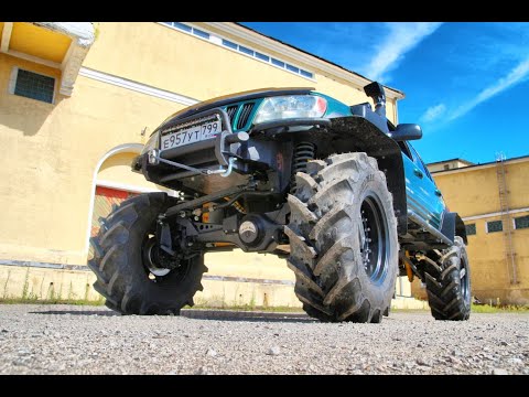 Видео: Монстр джип на 42 тракторах, мостах Мерседес Унимог. Часть 2.