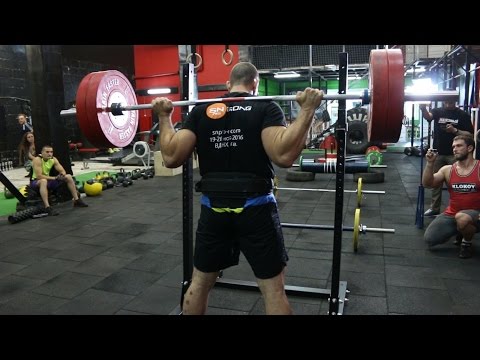 Видео: РЕКОРДЫ выносливости гиревиков! (GoB channel)