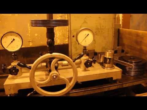 Видео: Грузопоршневой манометр МП-2500